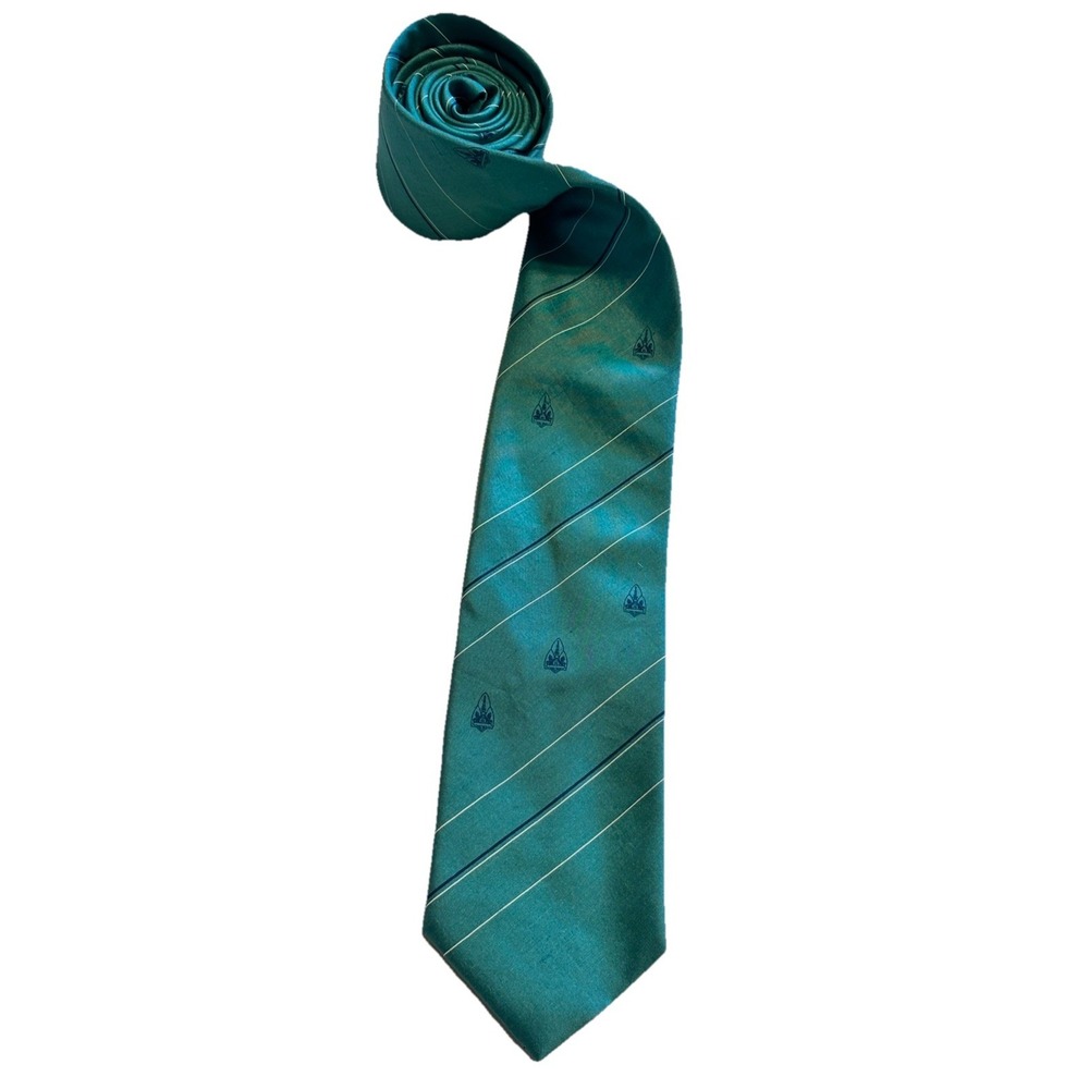 Marathon 100% Silk Made In Thailand Teal Blue Necktie Thai Parliament Motif 55"